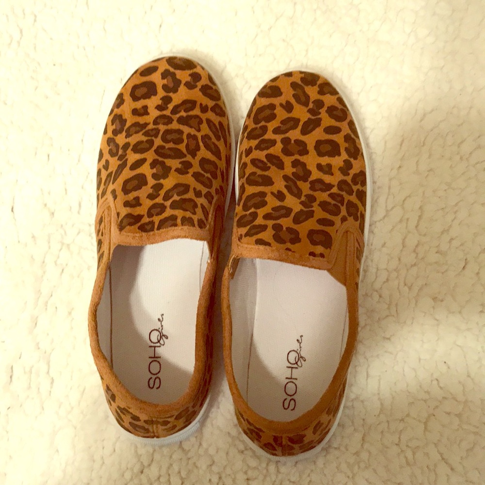 Size 8.5 Leopard Slip-On Shoes